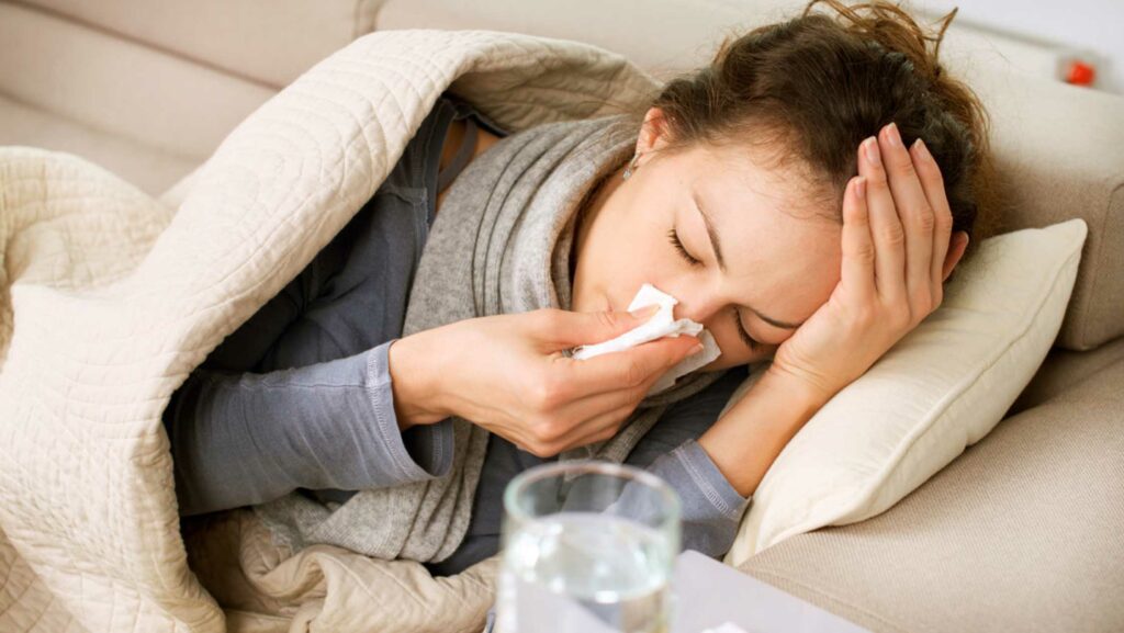 woman with flu symptoms
